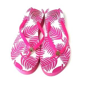Women's Vince Camuto pink palm leaves sandals Sz 9